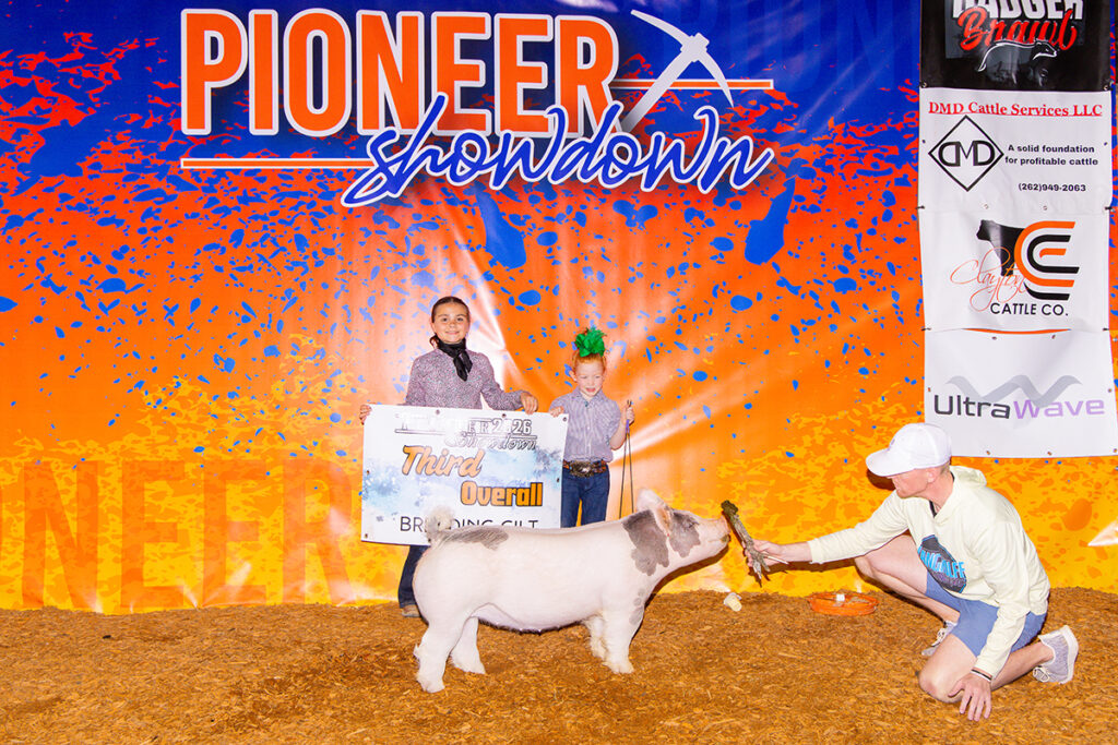 Champion Light Crossbred and 3rd Overall Gilt - Pioneer Showdown WI - Hasely Crouch